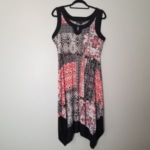 Susan Lawrence Petite patterned dress.